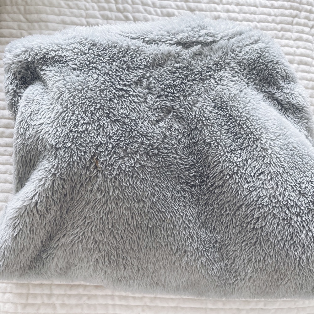 Grey Cozy Hoodie - Picture 4 of 4